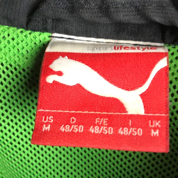 ⭐️Puma 🧥 Logo Jacket - Picture 3 of 8